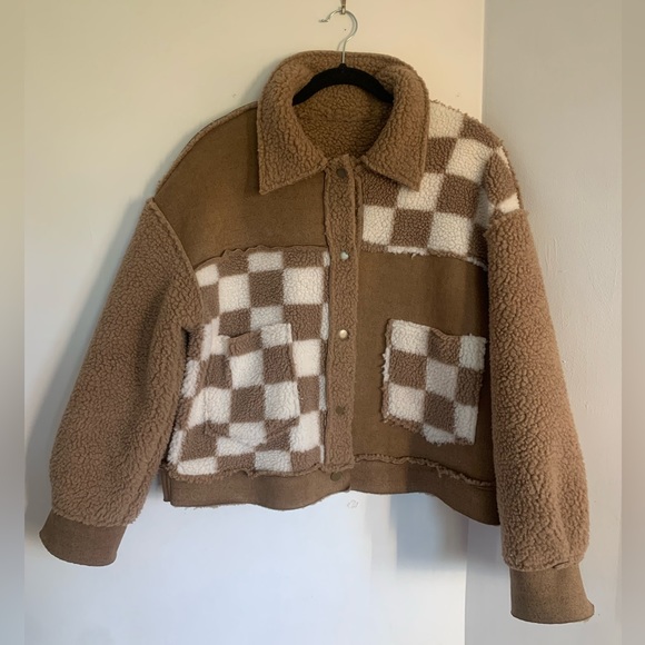 Miss Me Brown and White Checkered Cropped Button Up Sweater Jacket Size Small!! - Picture 2 of 15